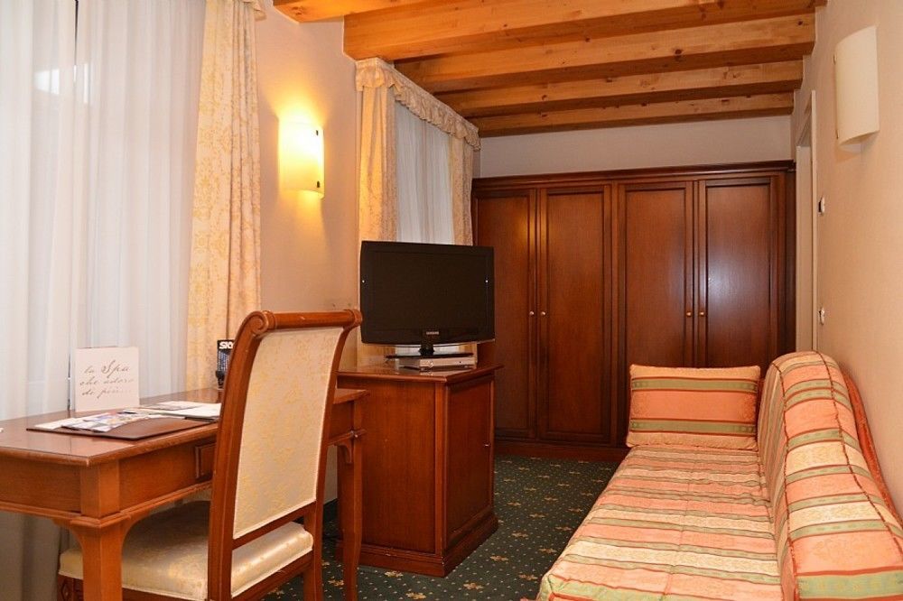 Hotel Dolomiti 모에나 외부 사진