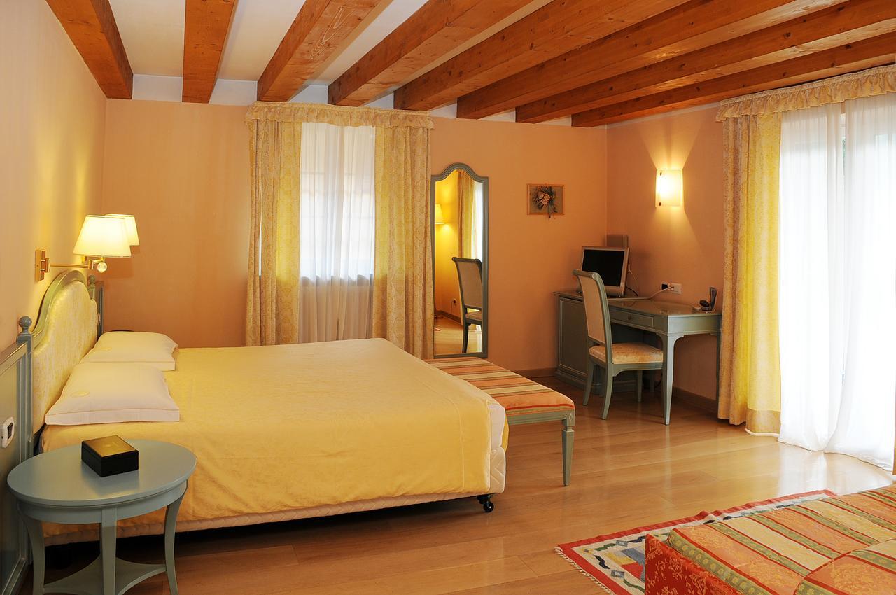 Hotel Dolomiti 모에나 외부 사진